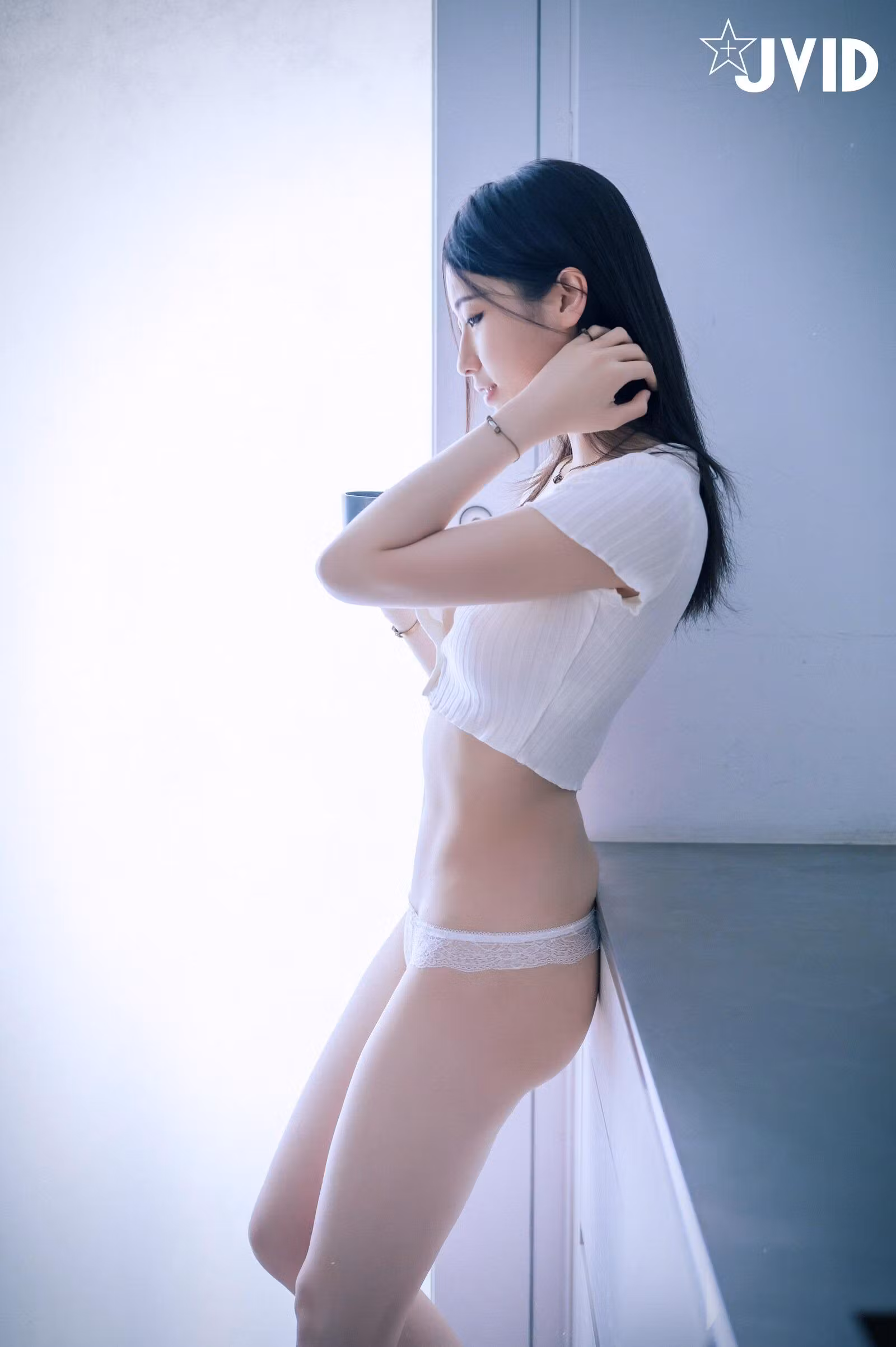 [阿黎] [性感/私房写真] JVID 日租房白色短衫微醺私房 [141P]-软桃社